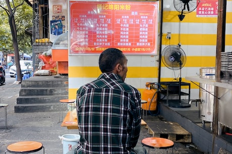 广宗二手房 比如：牡丹江市最好的高中一墙之隔的一套123平米的住房